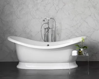 Marlborough freestanding bath with plinth 1901 x 870mm, without overflow image