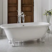 Richmond Claw foot bath 1675 x 745mm, without overflow, with White Quarrycast feet image